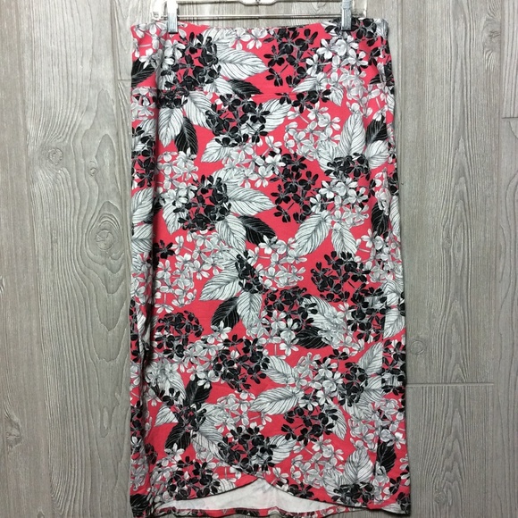 J. Jill Dresses & Skirts - J.Jill Pretty Print Stretch Skirt - Medium